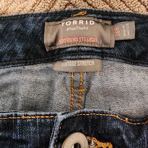 Torrid Boyfriend Straight Jeans 18R